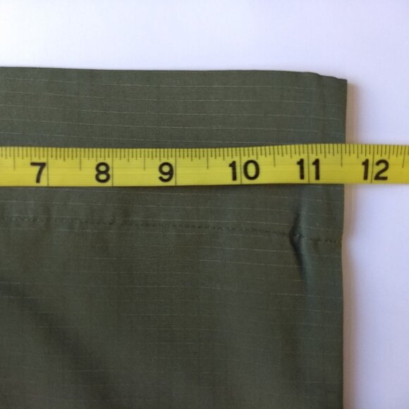 Local European Olive Green Oversized Rip Stop Pants New NWT 100% Polyester XS/S - Picture 13 of 14